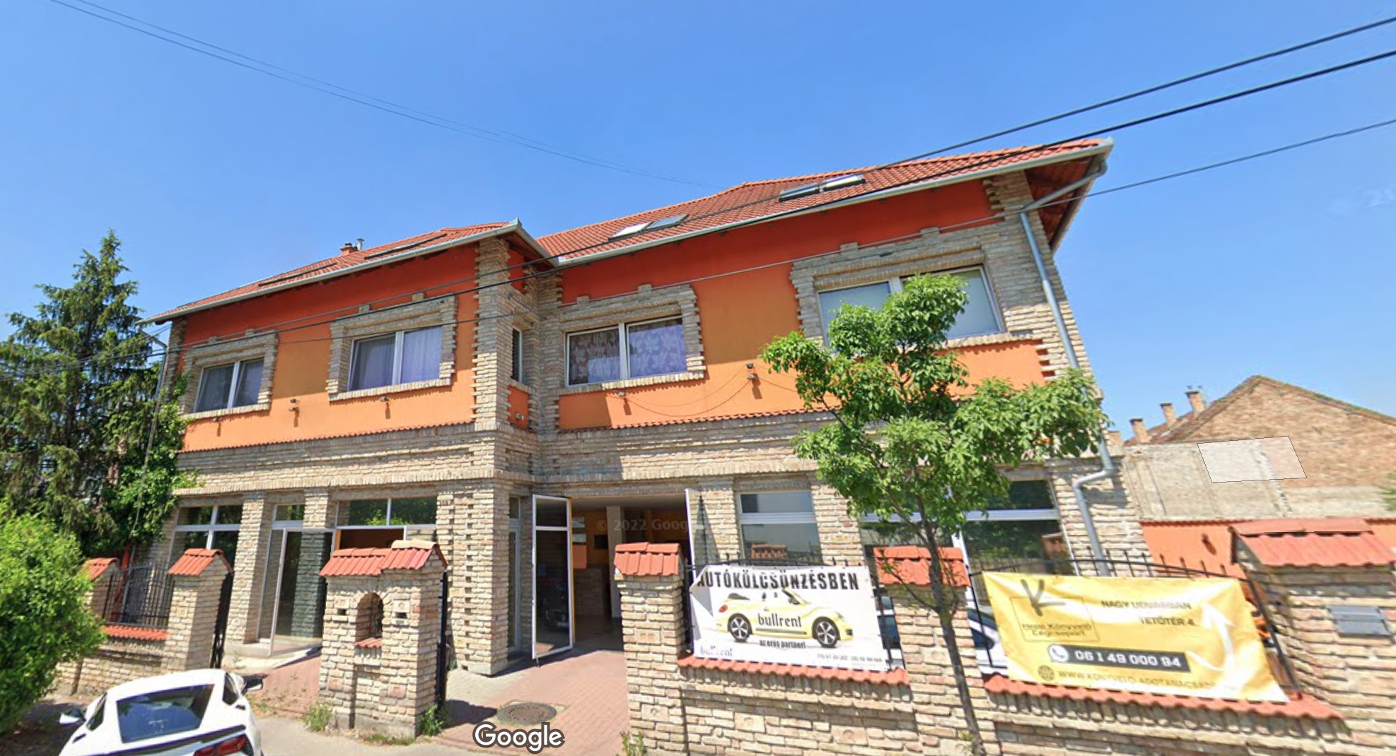 Bullrent szalon_fotó