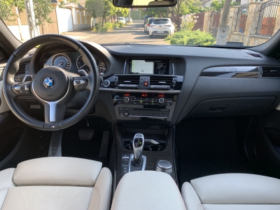 BMW X4 20D M packet rental car autóbérlés bullrent