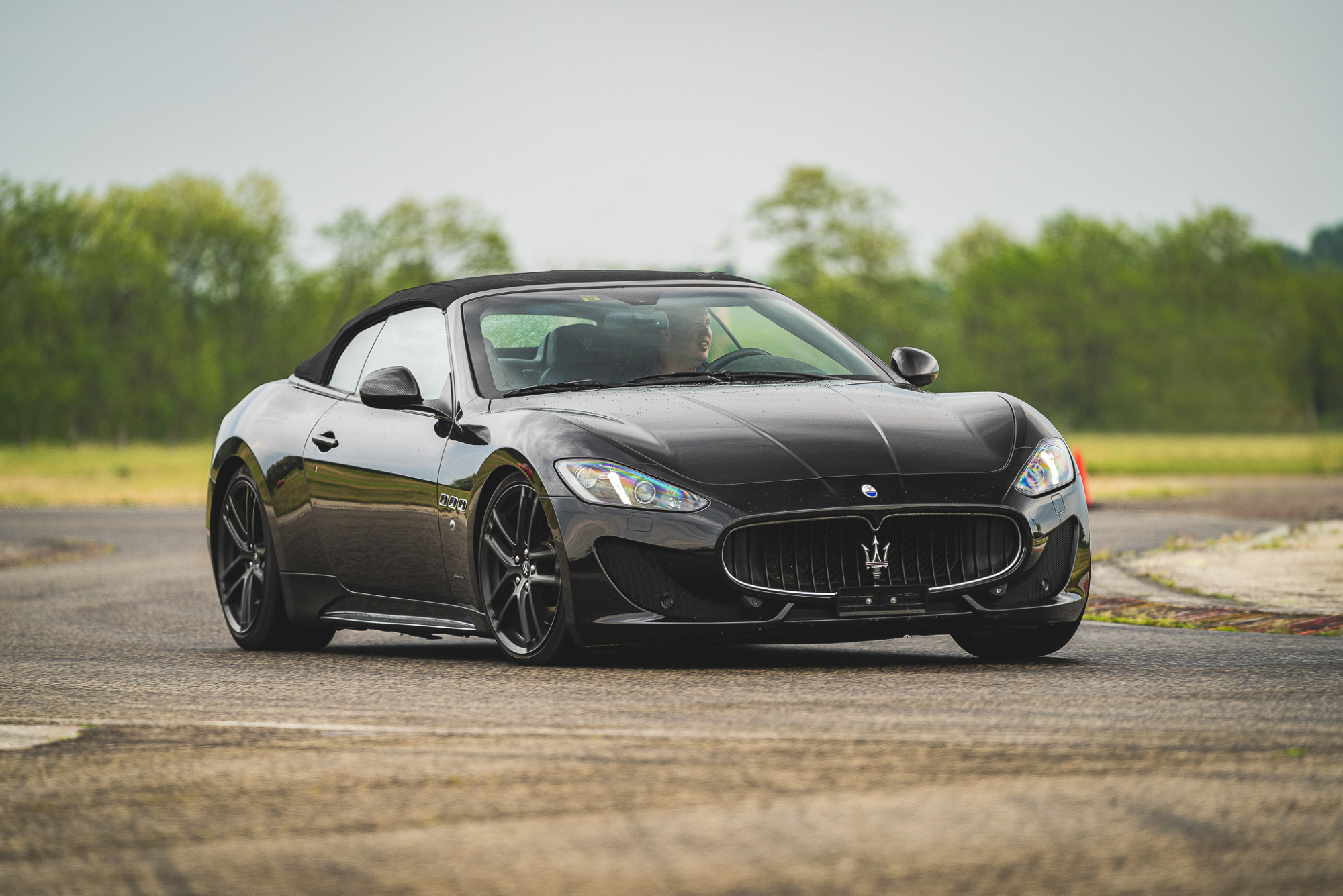 Maserati GranCabrio Sport V8 élményvezetés bérlés