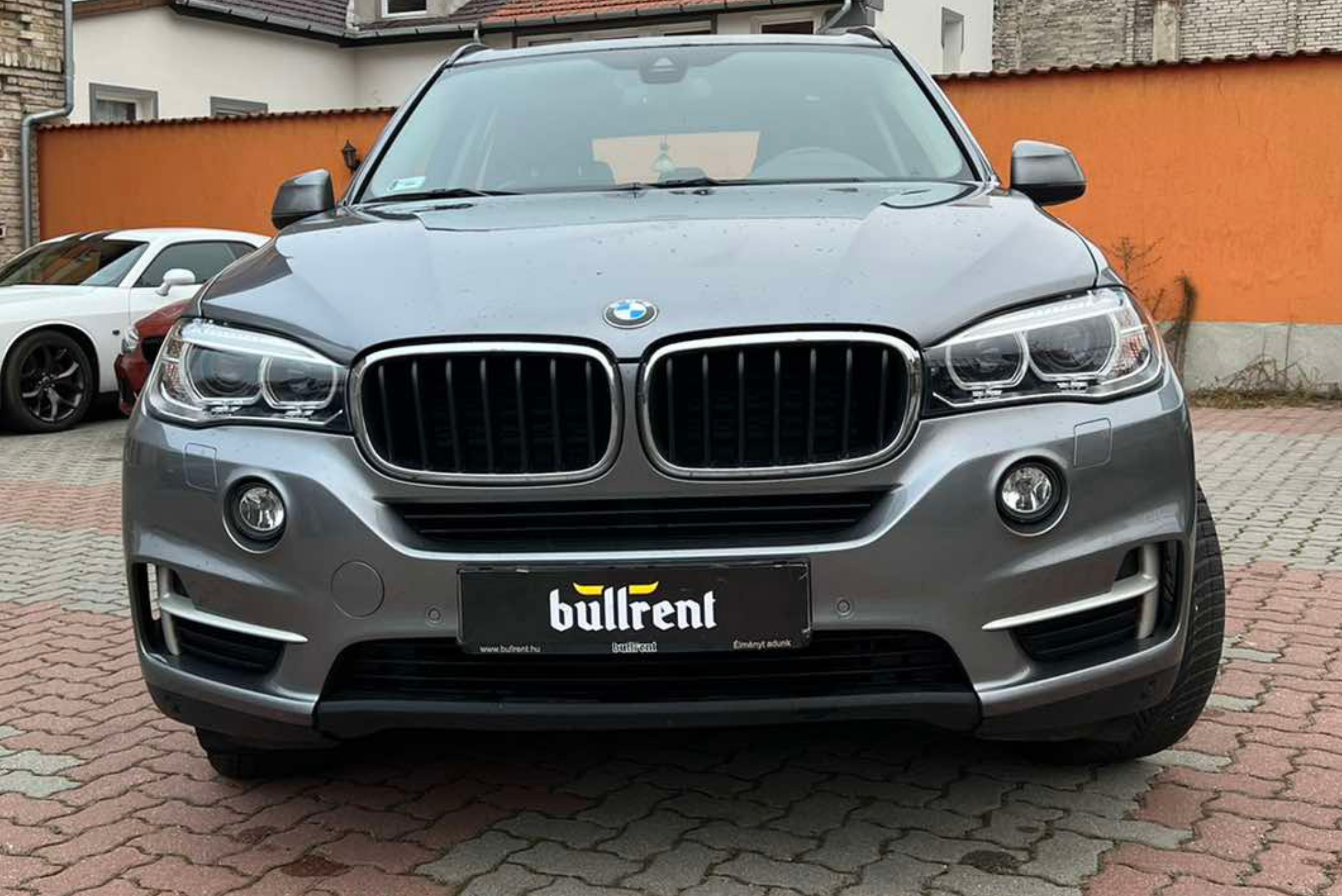 BMW X5 30D Bullrent autóbérlés tartósbérlet